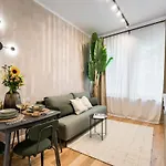 Superb 2Br Flat - Top Location - 2 Baths