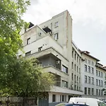 Superb 2Br Flat - Top Location - 2 Baths