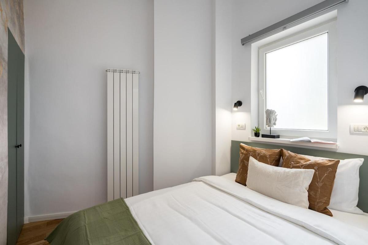 Apartament Superb 2br Flat - Location - 2 Baths Bucureşti