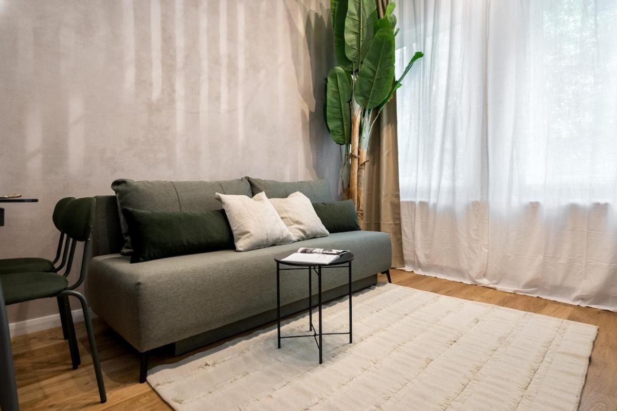 Superb 2br Flat - Location - 2 Baths Apartament