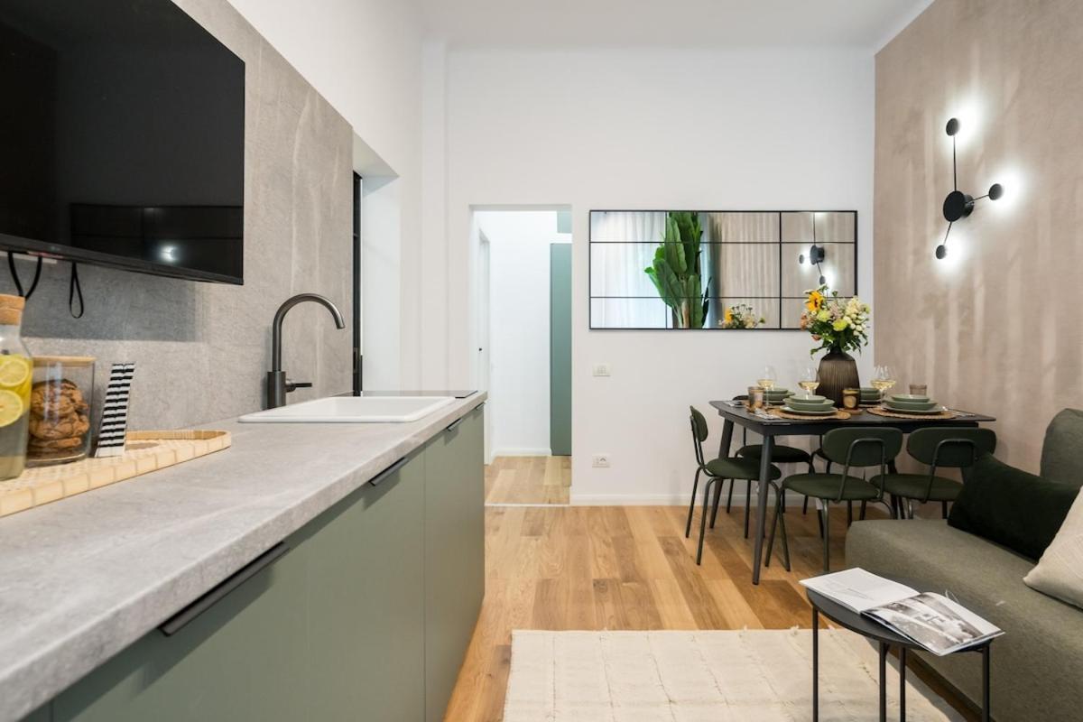 Superb 2br Flat - Location - 2 Baths *