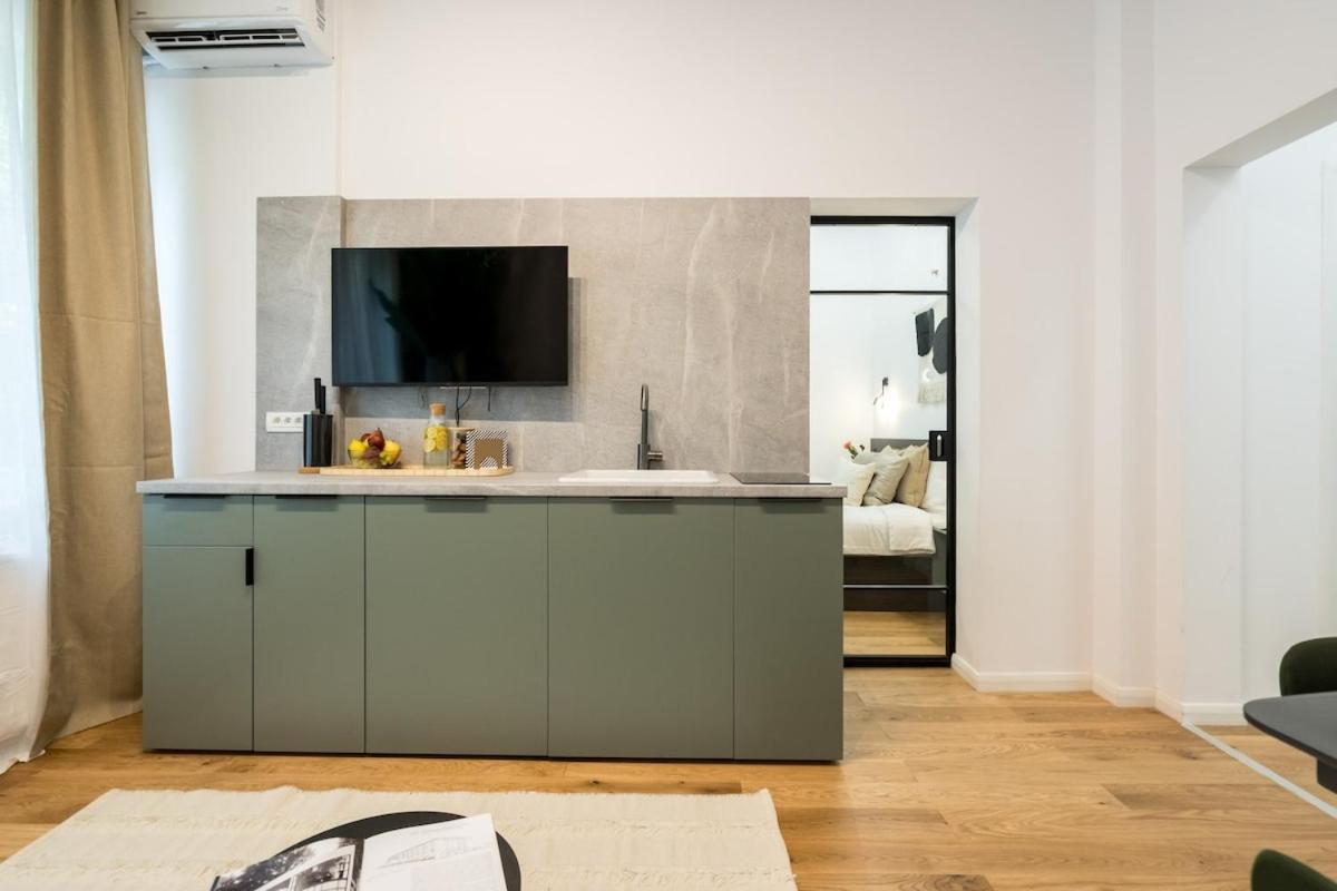 Apartament Superb 2br Flat - Location - 2 Baths *