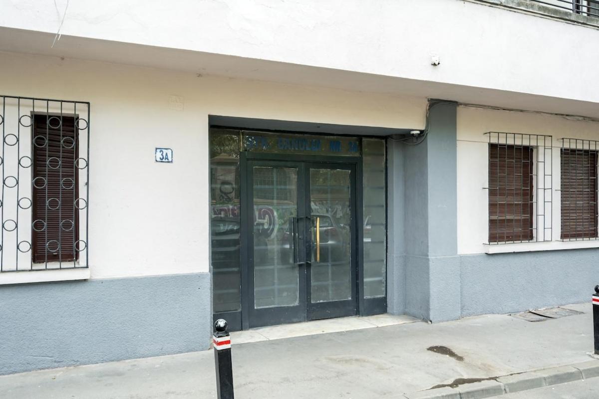 Superb 2br Flat - Location - 2 Baths *