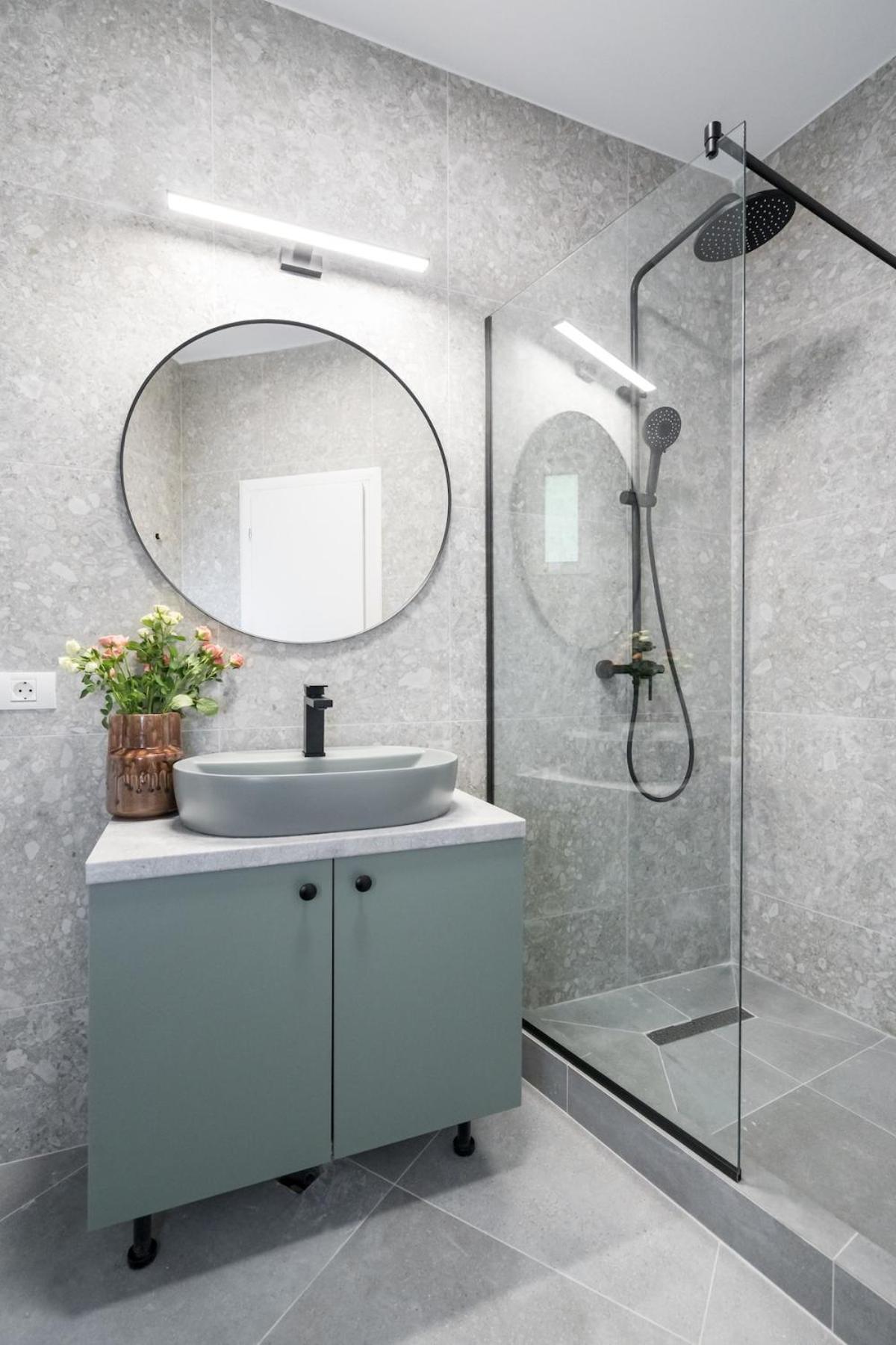 Superb 2br Flat - Location - 2 Baths