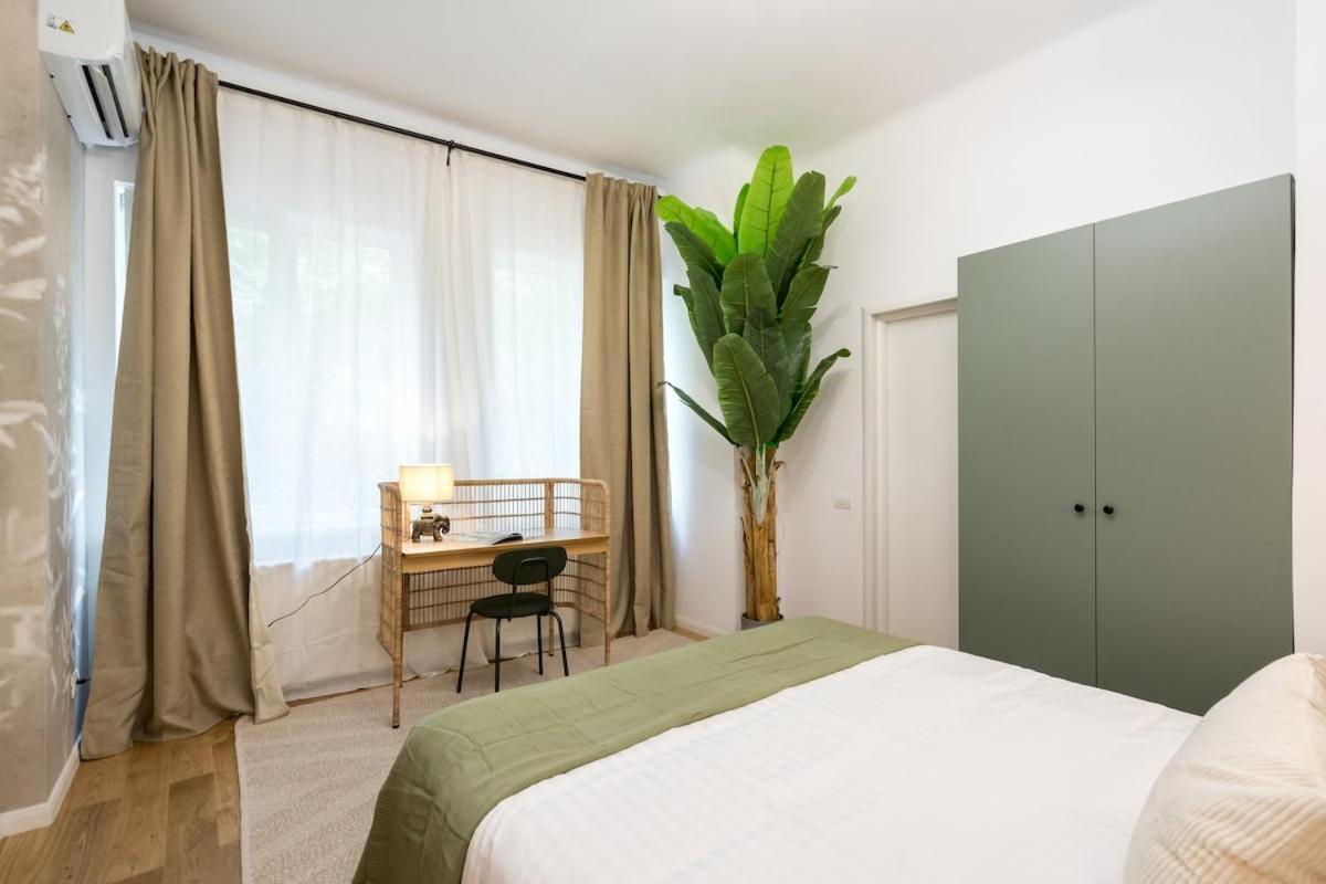 Apartment Superb 2br Flat - Location - 2 Baths Bucharest