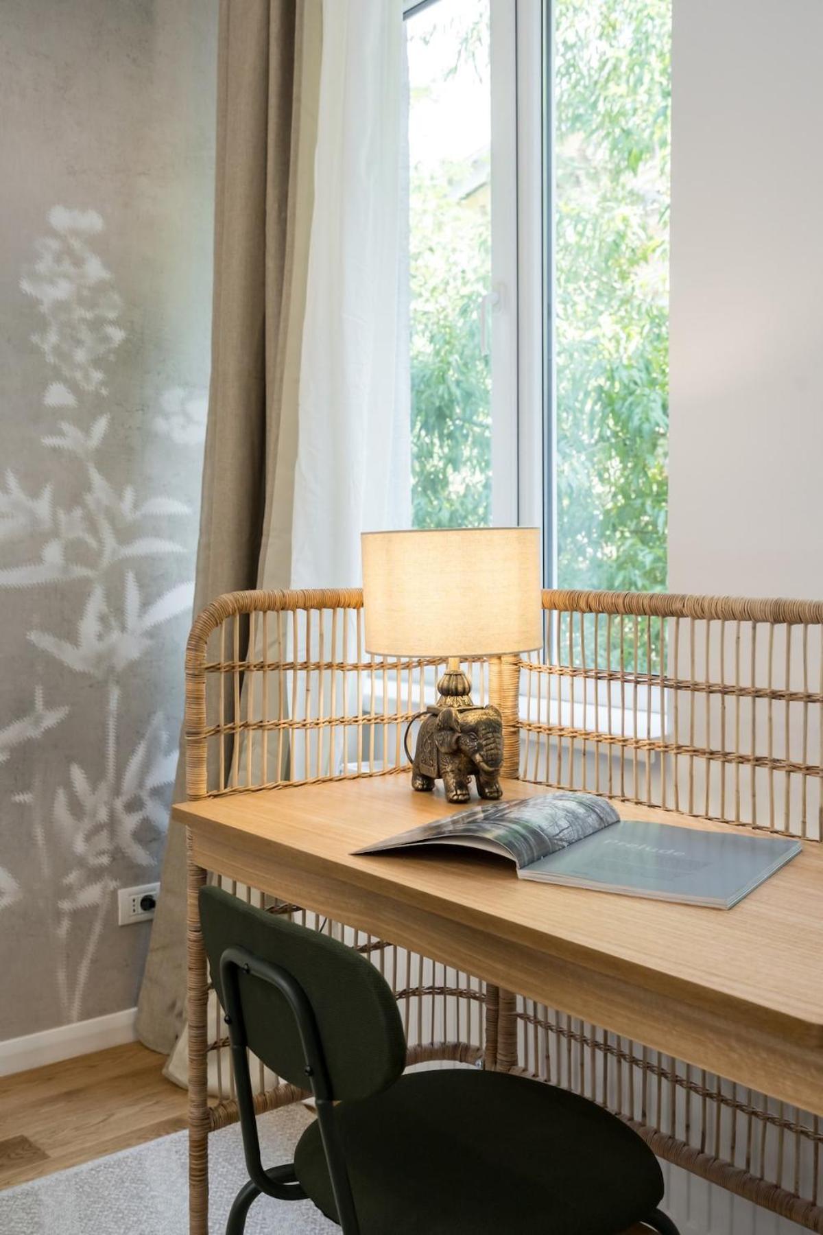 Superb 2br Flat - Location - 2 Baths Apartment *